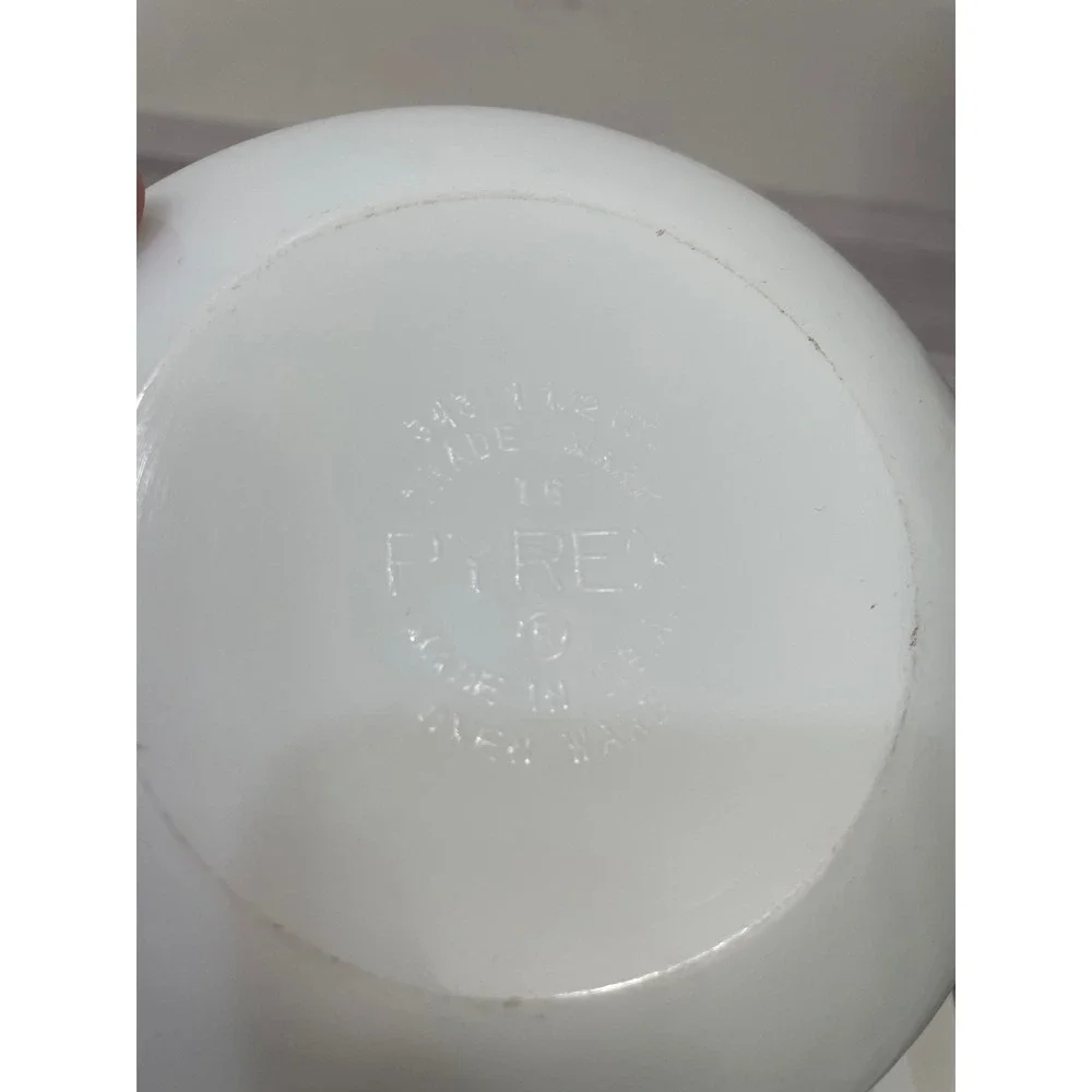Pyrex vintage 443